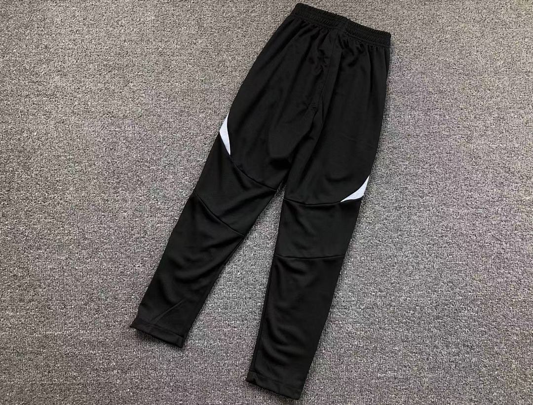 Chanel 135 FOOTBALL LONG SLEEVED TROUSERS - Image 24