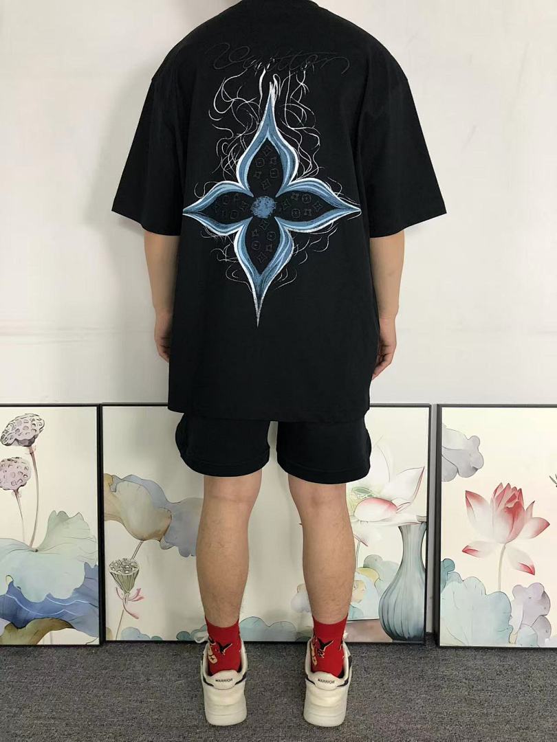 Louis Vuitton 98 L⭐ T-SHIRT 5233010127 (Im 170Cm 60Kg I Wear Size 2XL In The Phot) - Image 4