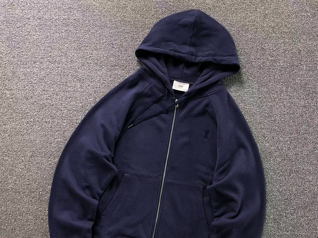AMI 138 AMI HOODIE 3108210121 (Im 170Cm 60Kg I Wear Size M In The Phot) - Image 16