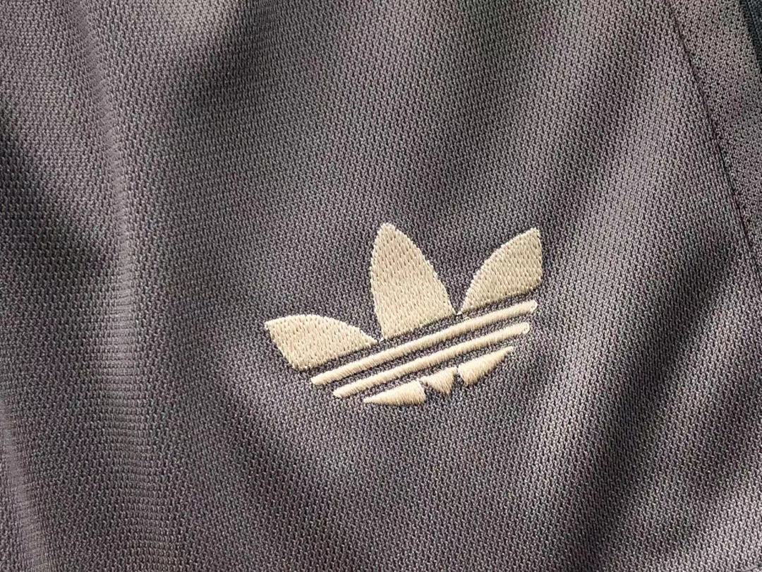 Chanel 68 FOOTBALL T-SHIRT SHORTS - Image 26