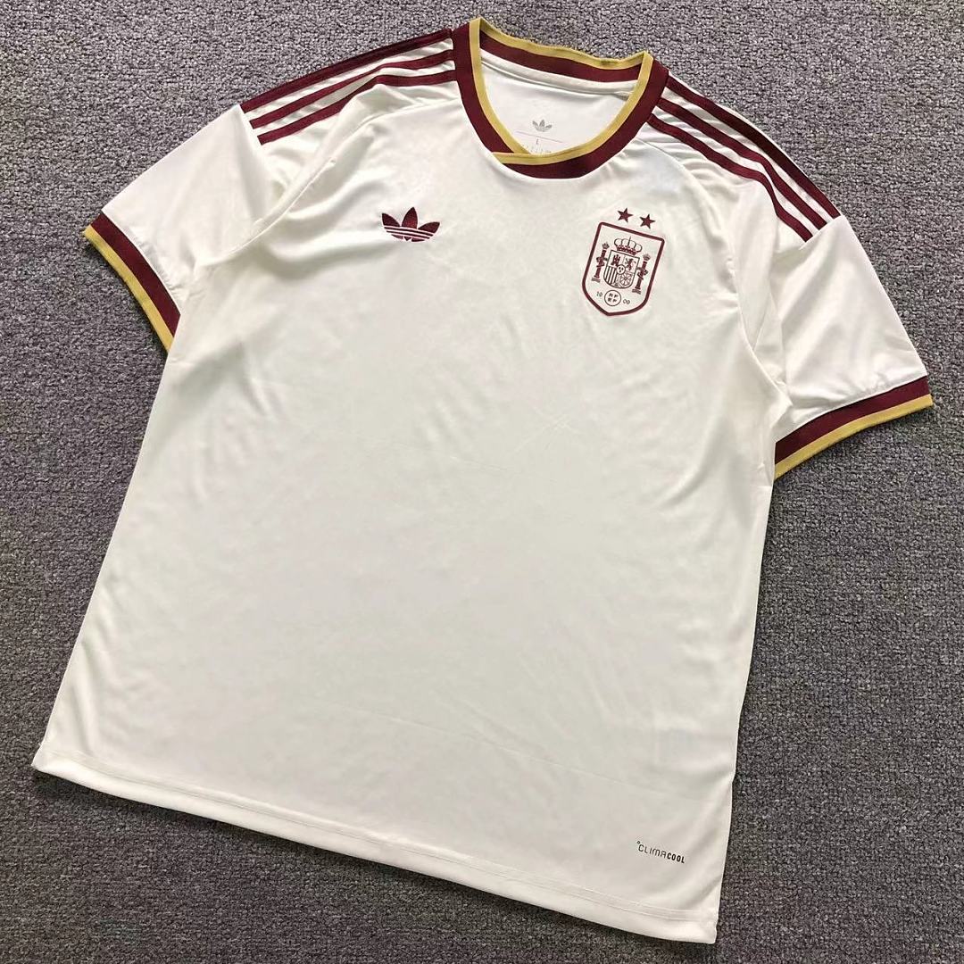Unbranded 82 FOOTBALL T-SHIRT 1281812002 (Im 170Cm 60Kg I Wear Size L In The Phot)