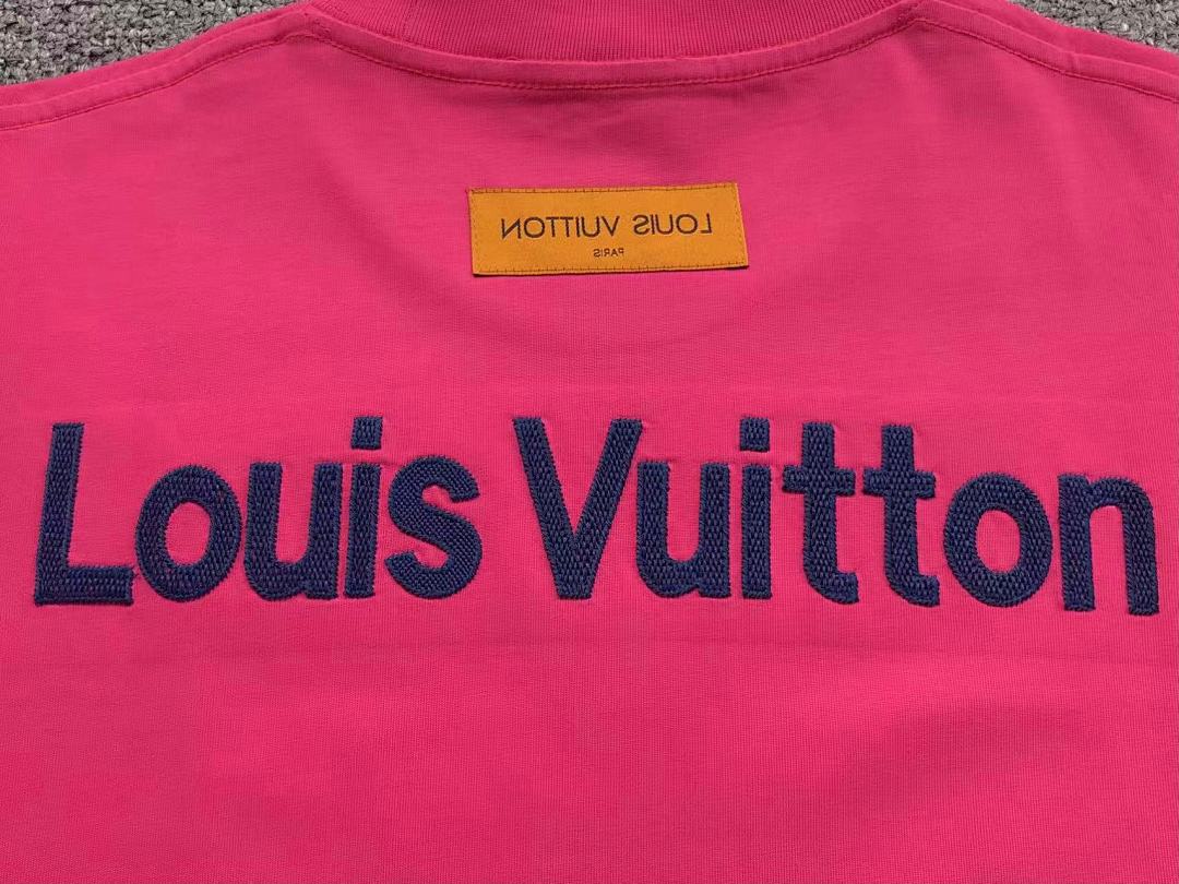 Louis Vuitton 115 L⭐ T-SHIRT 520120820 (Im 170Cm 60Kg I Wear Size S In The Phot) - Image 12