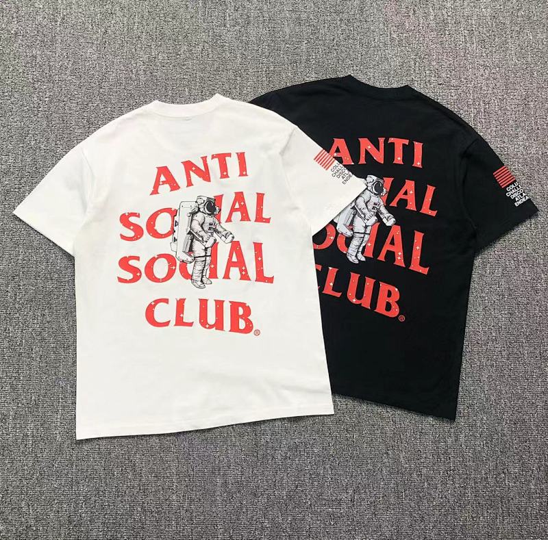 Christian Louboutin Christian Louboutin 85 ANTI SOCIAL CLUB T-SHIRT, photo 1