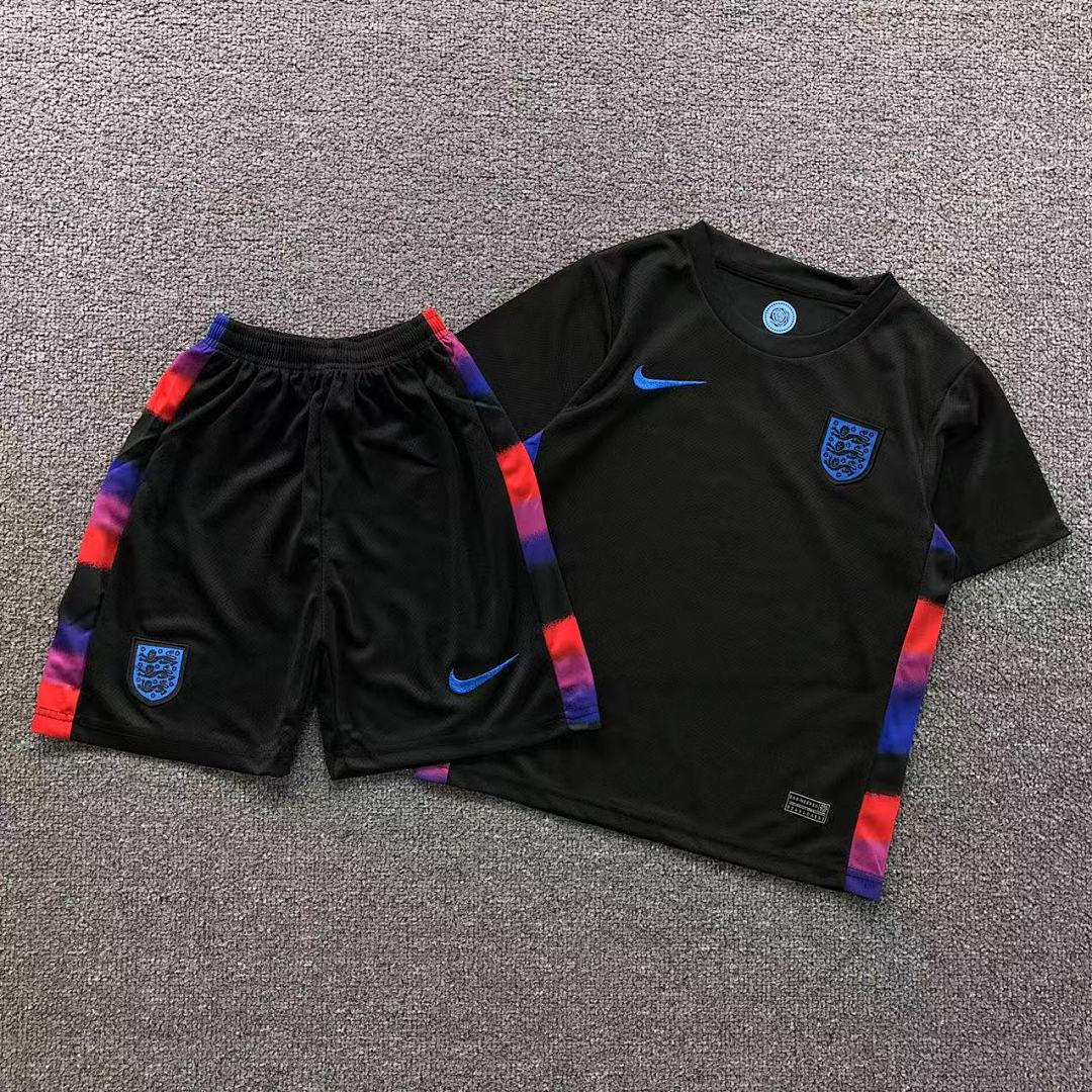 Chanel 75 FOOTBALL T-SHIRT SHORTS