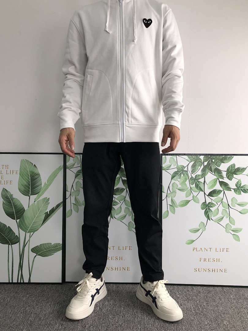 Comme des Garcons 228 CDG HOODIE 311114121 (Im 170Cm 57Kg I Wear Size M In The Phot) - Image 2