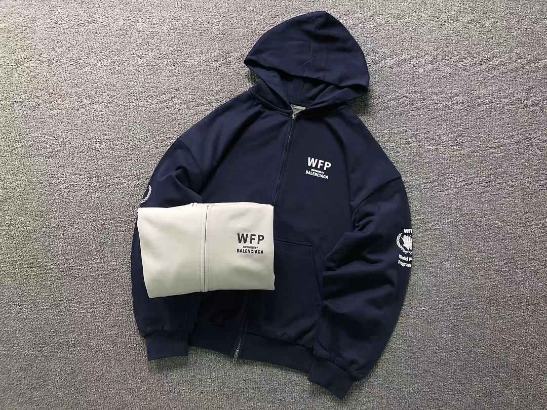 Balenciaga 188 B⭐L⭐⭐⭐IA⭐A HOODIE 2209041237 (Im 170Cm 60Kg I Wear Size L In The Phot) - Image 13