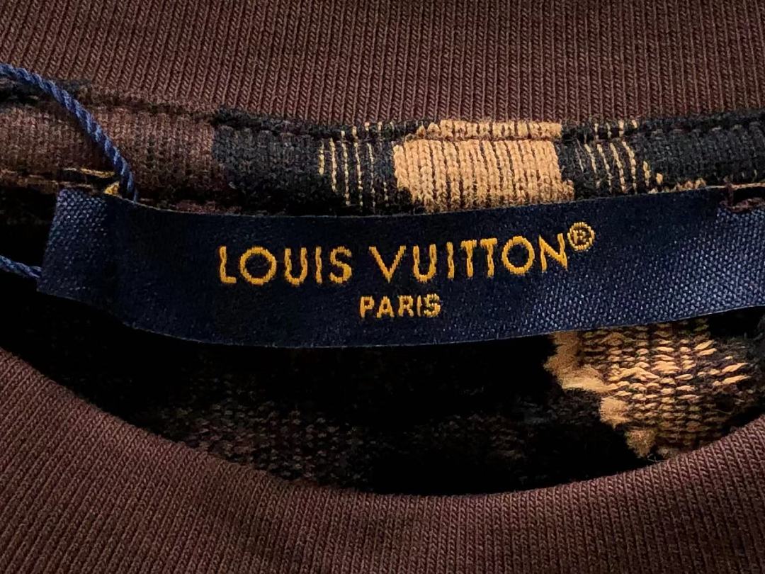 Louis Vuitton 178 L⭐ T-SHIRT 3208124421 (Im 170Cm 60Kg I Wear Size S In The Phot) - Image 11