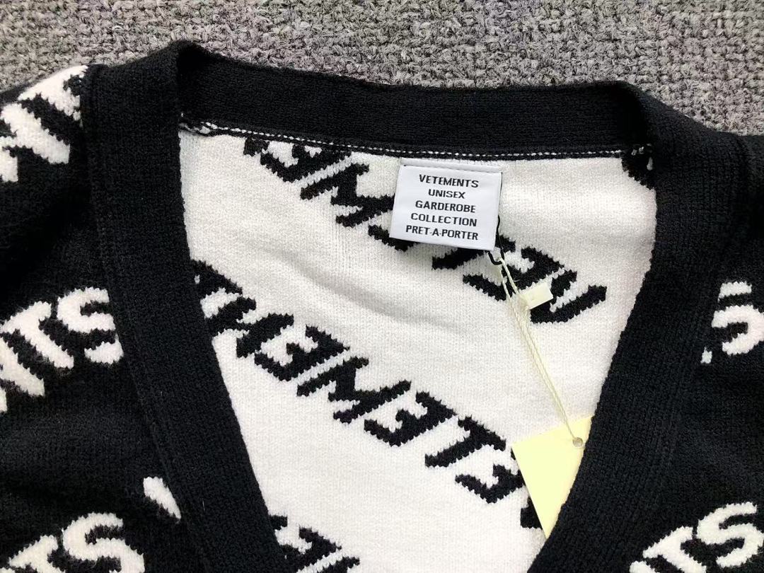 Vetements 215 VETEMENTS - Image 15