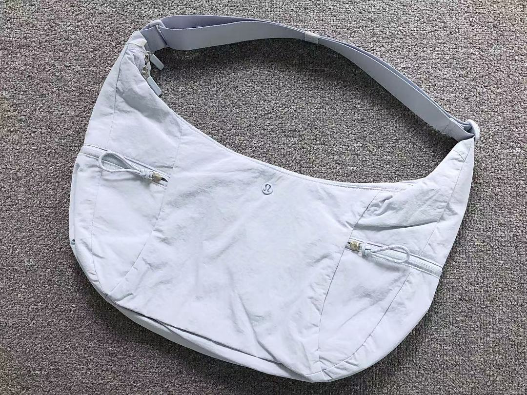 On Running 168 LULULEMON BAG 4207031277 (Long 47CM* Wide 16CM* High 27CM) - Image 15