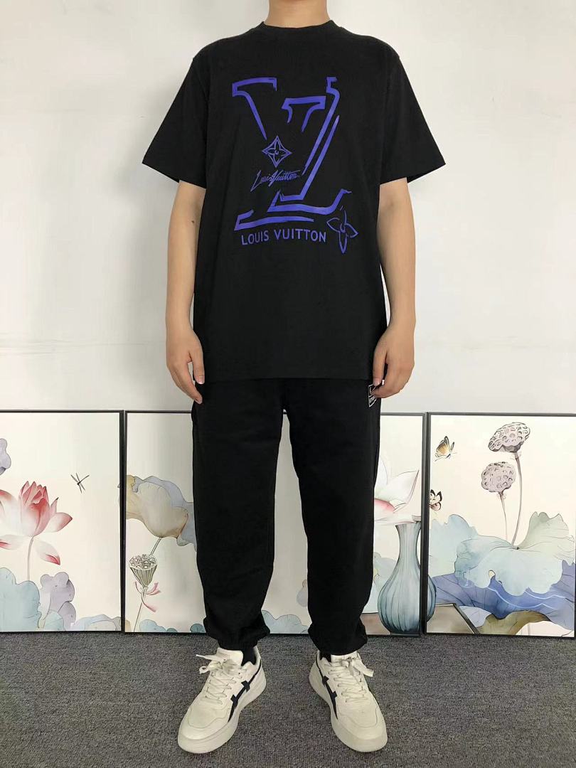 Louis Vuitton 115 L⭐ T-SHIRT 3105120560 (Im 170Cm 60Kg I Wear Size M In The Phot) - Image 3