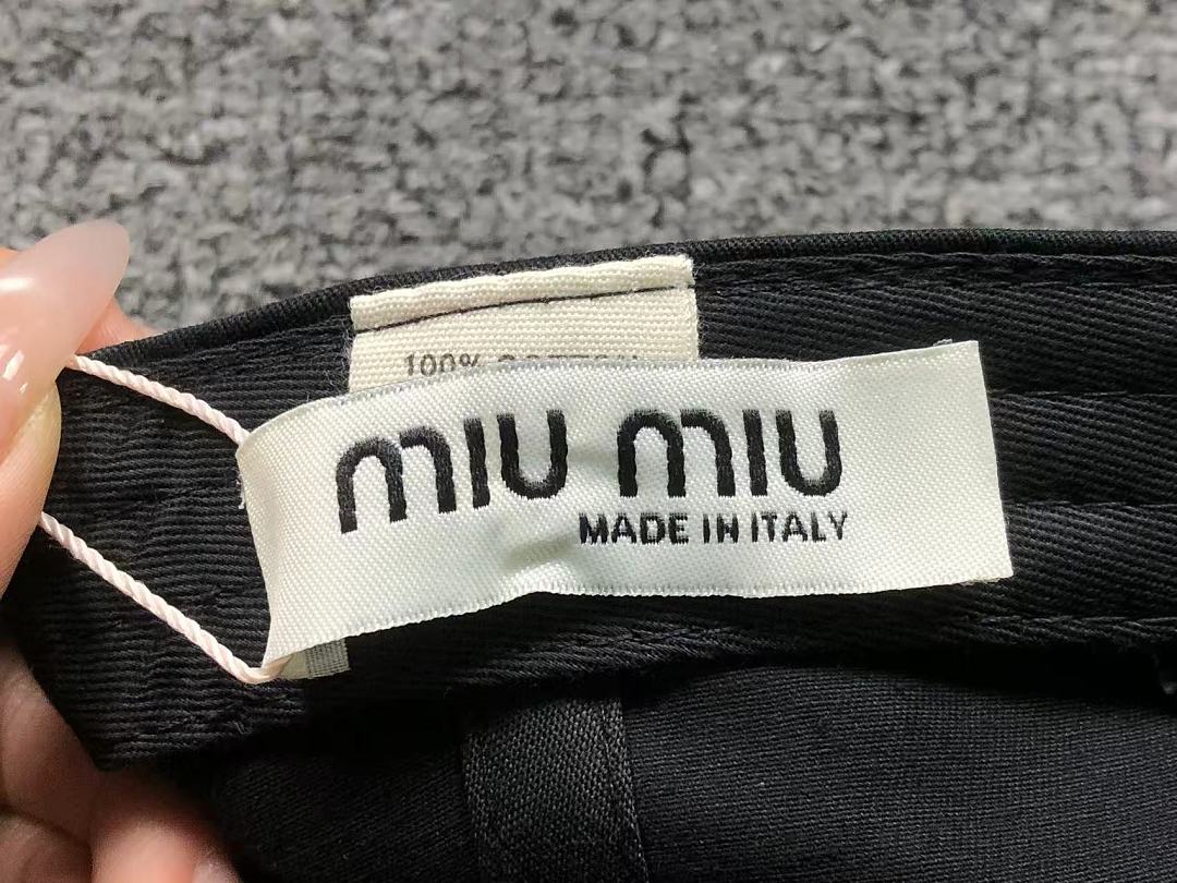 Miu Miu 85 M⭐U - Image 41