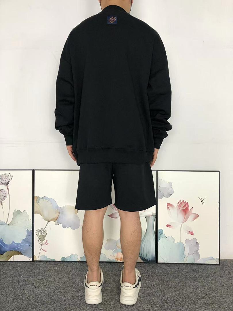 Louis Vuitton 165 L⭐ HOODIE 59201519 (Im 170Cm 60Kg I Wear Size S In The Phot) - Image 4