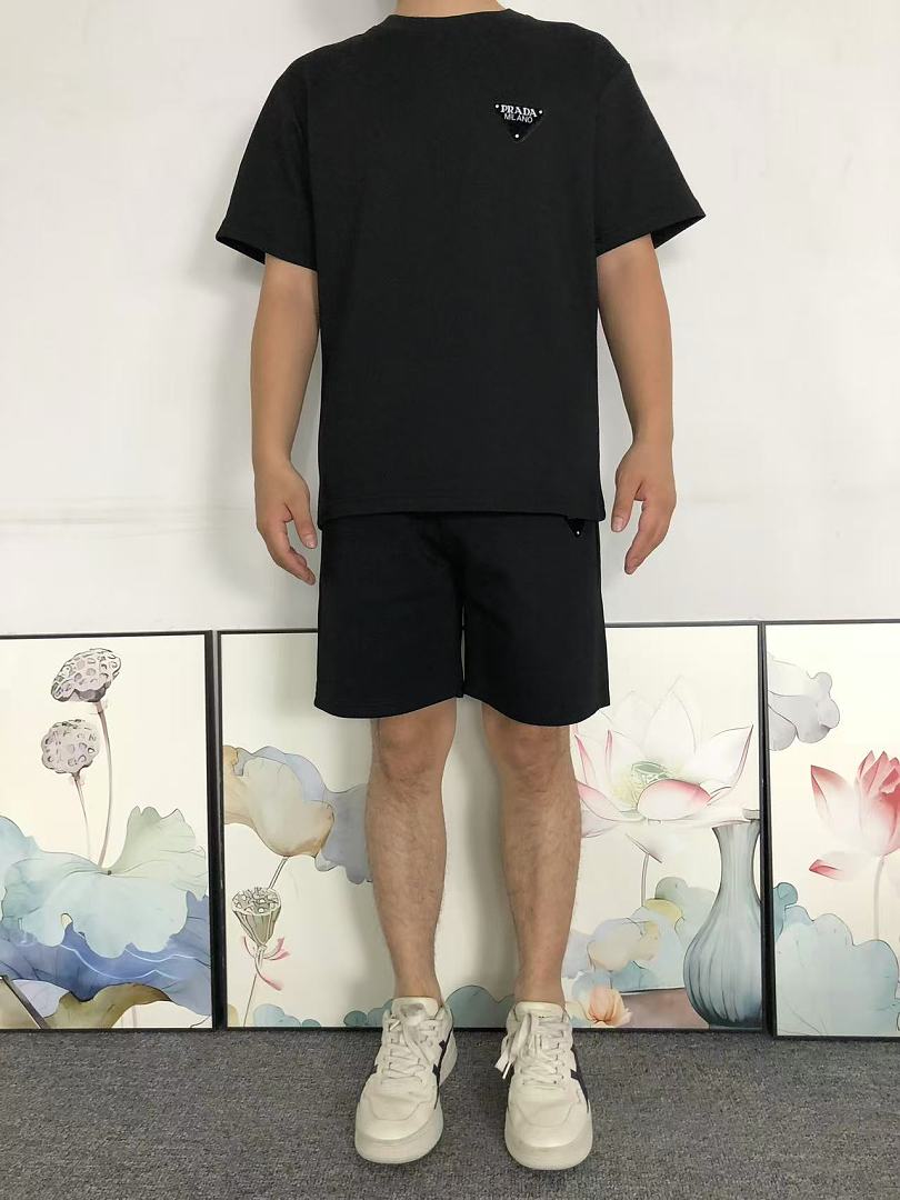 Prada 218 P⭐A⭐A T-SHIRT SHORTS 5260213147 (Im 170Cm 60Kg I Wear Size M In The Phot) - Image 4