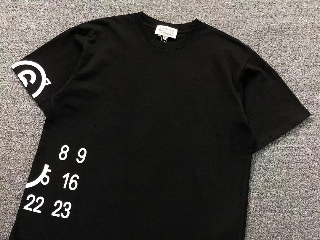 On Running 82 MAISON MARGIELA T-SHIRT 5208210386 (Im 170Cm 60Kg I Wear Size 46 In The Phot) - Image 11