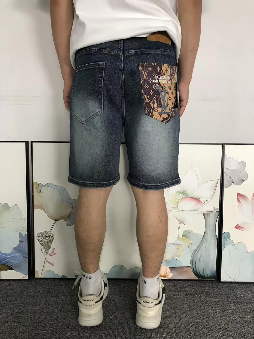 Louis Vuitton 195 L⭐ SHORTS 22061017125 (Im 170Cm 60Kg I Wear Size 31 In The Phot) - Image 4