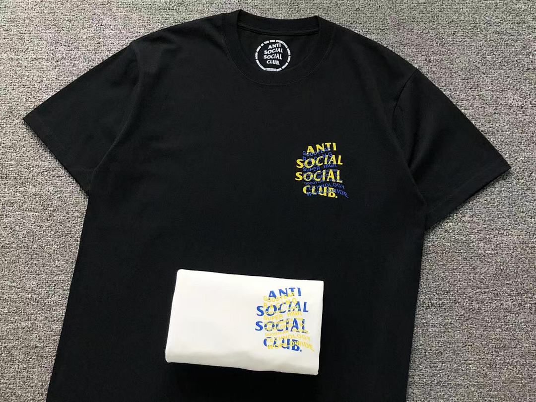 Christian Louboutin 85 ANTI SOCIAL CLUB T-SHIRT 3109021702 (Im 170Cm 60Kg I Wear Size L In The Phot) - Image 17