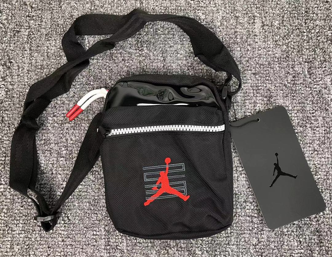 Air Jordan 68 A⭐R J⭐R⭐AN BAG 19030566 (Long 12CM* Wide 4CM* High 17CM) - Image 15
