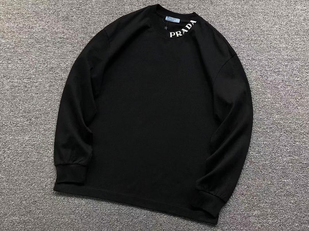 Prada 135 P⭐A⭐A LONG SLEEVED 3109020321 (Im 170Cm 60Kg I Wear Size M In The Phot) - Image 12