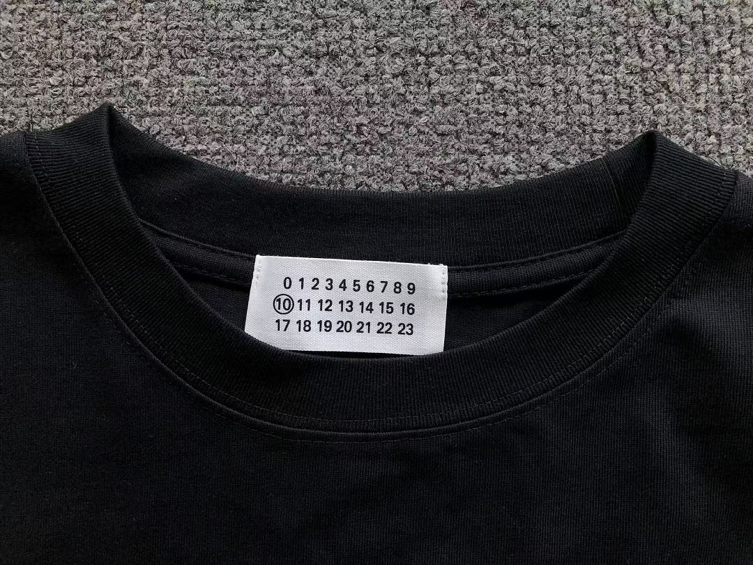 On Running 105 MAISON MARGIELA LONG SLEEVED 52073012136 (Im 170Cm 60Kg I Wear Size M In The Phot) - Image 17