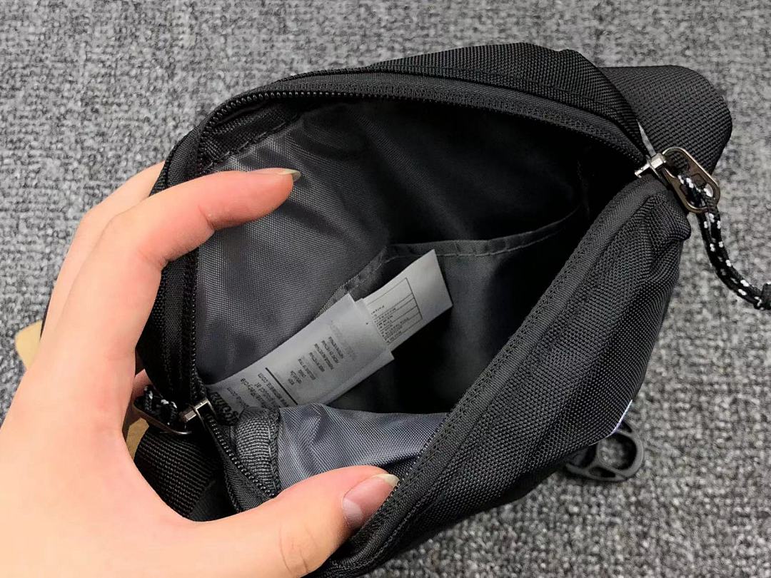 On Running 75 PATAGONIA BAG (Long 15CM* Wide 5CM* High 19CM) - Image 37