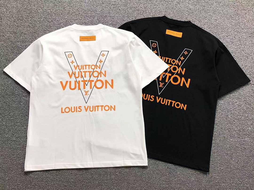 Louis Vuitton 115 L⭐ T-SHIRT 520121020 (Im 170Cm 60Kg I Wear Size L In The Phot) - Image 5