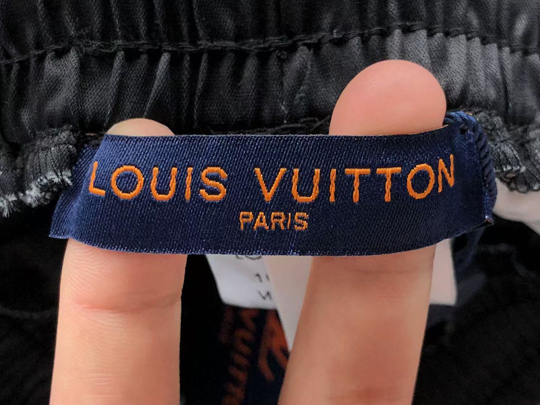 Louis Vuitton 95 L⭐ SHORTS 3105151320 (Im 170Cm 60Kg I Wear Size M In The Phot) - Image 16