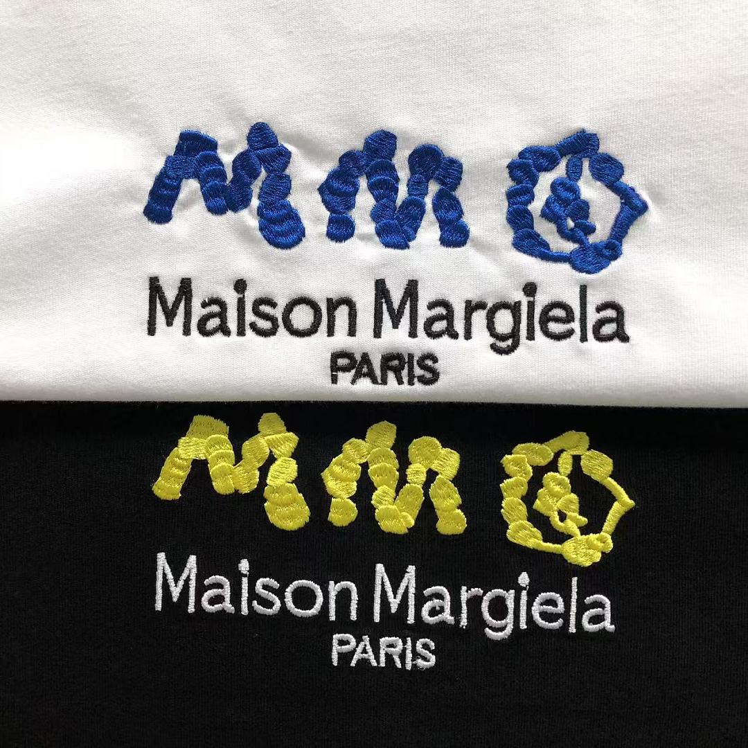 On Running 82 MAISON MARGIELA T-SHIRT 5208270586 (Im 170Cm 60Kg I Wear Size 46 In The Phot) - Image 12