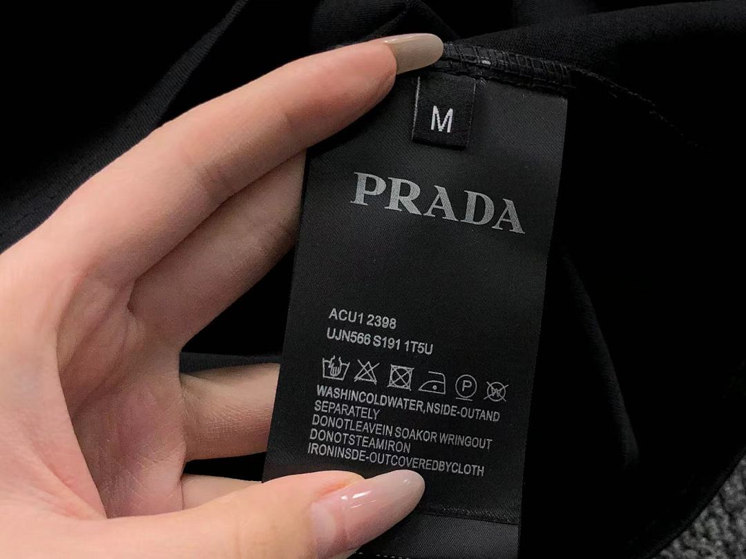 Prada 128 P⭐A⭐A T-SHIRT 211171421 (Im 170Cm 57Kg I Wear Size M In The Phot) - Image 20