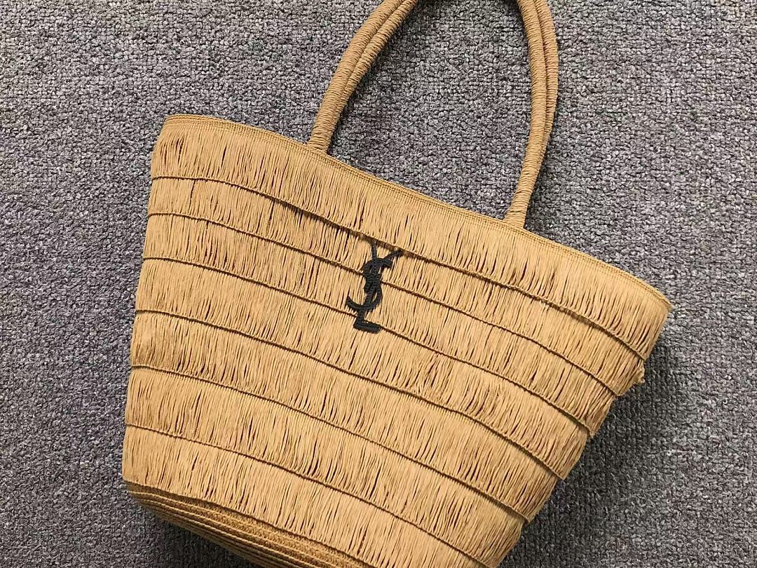Saint Laurent 165 SA⭐⭐T ⭐⭐U⭐⭐NT HAT BAG 5250602102 (Long 25CM* Wide 15CM* High 28CM) - Image 12