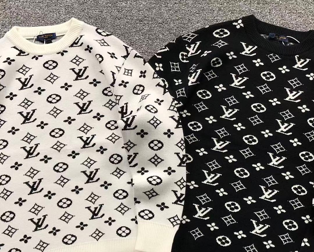 Louis Vuitton 208 L⭐ SWEATER 42030212156 (Im 172Cm 55Kg I Wear Size S In The Phot) - Image 6
