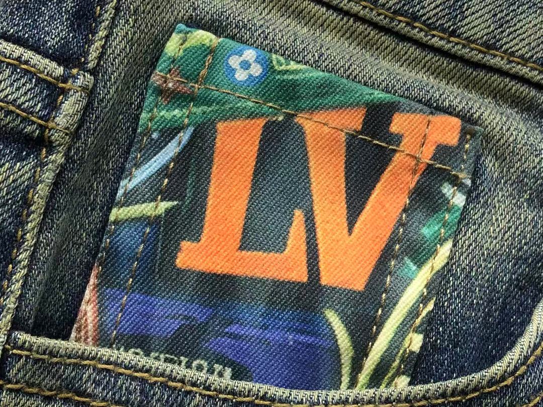 Louis Vuitton 215 L⭐ - Image 17