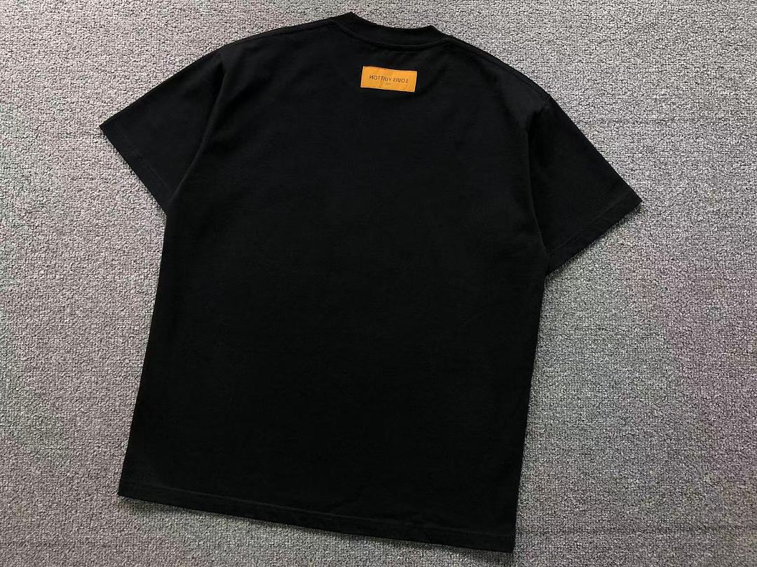 Louis Vuitton 125 L⭐ T-SHIRT 126270160 (Im 170Cm 60Kg I Wear Size XL In The Phot) - Image 13