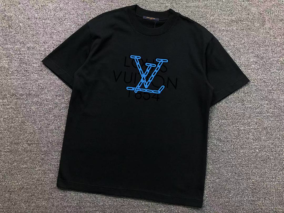 Louis Vuitton 118 L⭐ T-SHIRT 592203147 (Im 170Cm 60Kg I Wear Size M In The Phot) - Image 17