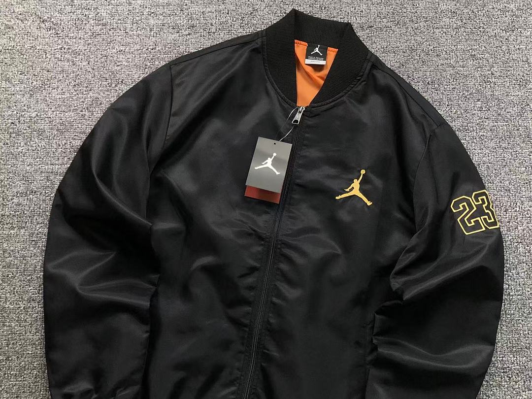 Air Jordan 195 A⭐R J⭐R⭐AN JACKET 22041426001 (Im 170Cm 60Kg I Wear Size M In The Phot) - Image 17
