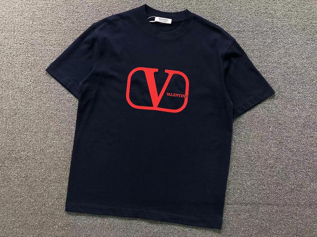 Valentino 118 VALENTINO T-SHIRT 5251220147 (Im 170Cm 60Kg I Wear Size M In The Phot) - Image 13