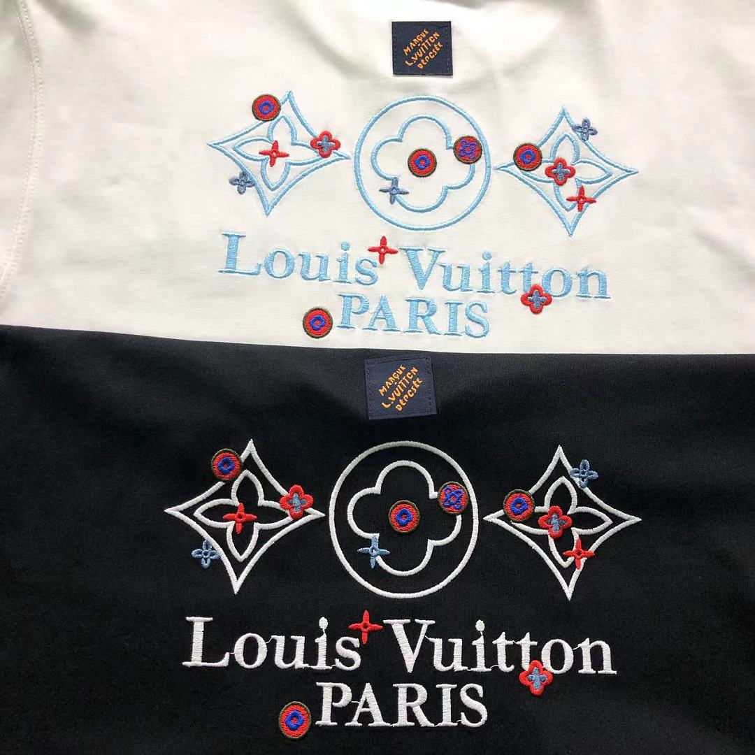 Louis Vuitton SHORTS 158 L⭐ T-SHIRT 2208020515 (Im 170Cm 60Kg I Wear Size S In The Phot) - Image 14