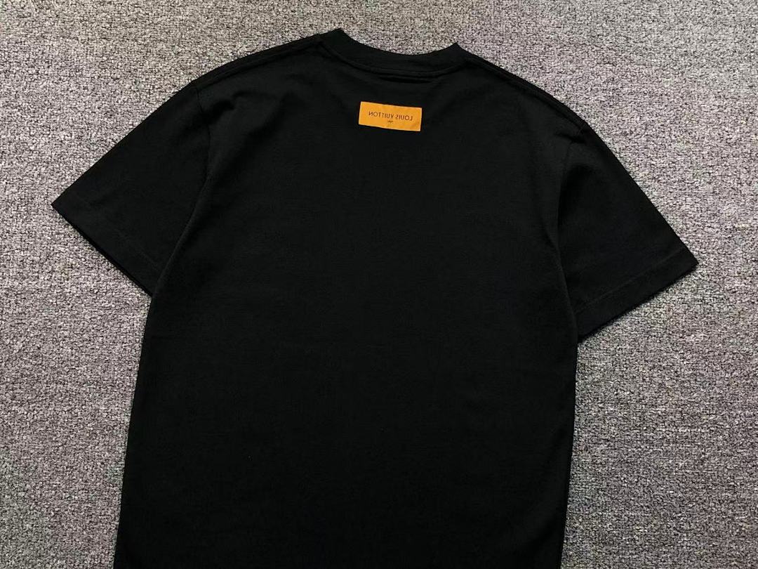 Louis Vuitton 115 L⭐ T-SHIRT 5122501147 (Im 170Cm 60Kg I Wear Size M In The Phot) - Image 17
