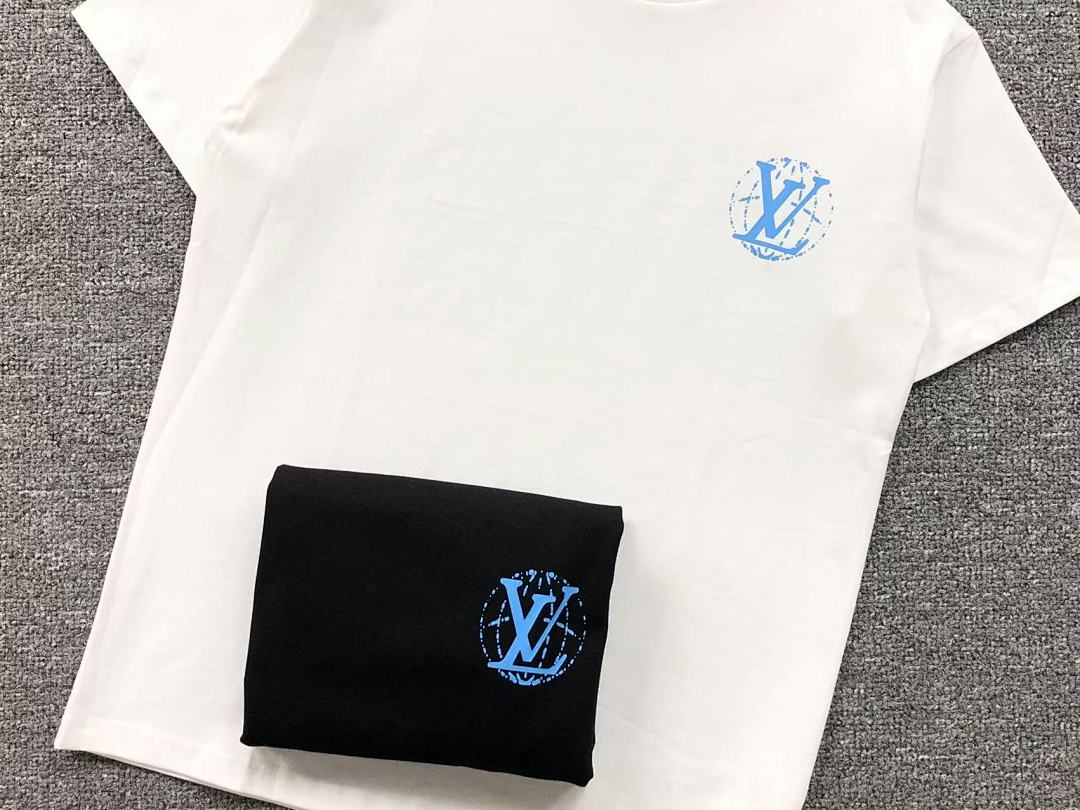 Louis Vuitton 108 L⭐ T-SHIRT 41062616126 (Im 170Cm 60Kg I Wear Size XS In The Phot) - Image 17