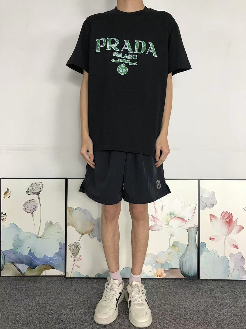 Prada 128 P⭐A⭐A T-SHIRT 3203057121 (Im 170Cm 60Kg I Wear Size S In The Phot) - Image 3