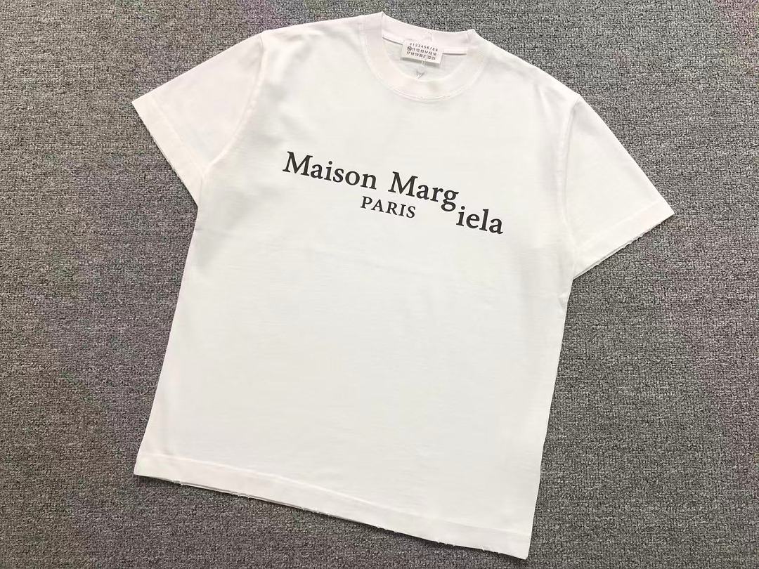 On Running 113 MAISON MARGIELA T-SHIRT 526120119 (Im 170Cm 60Kg I Wear Size M In The Phot) - Image 8