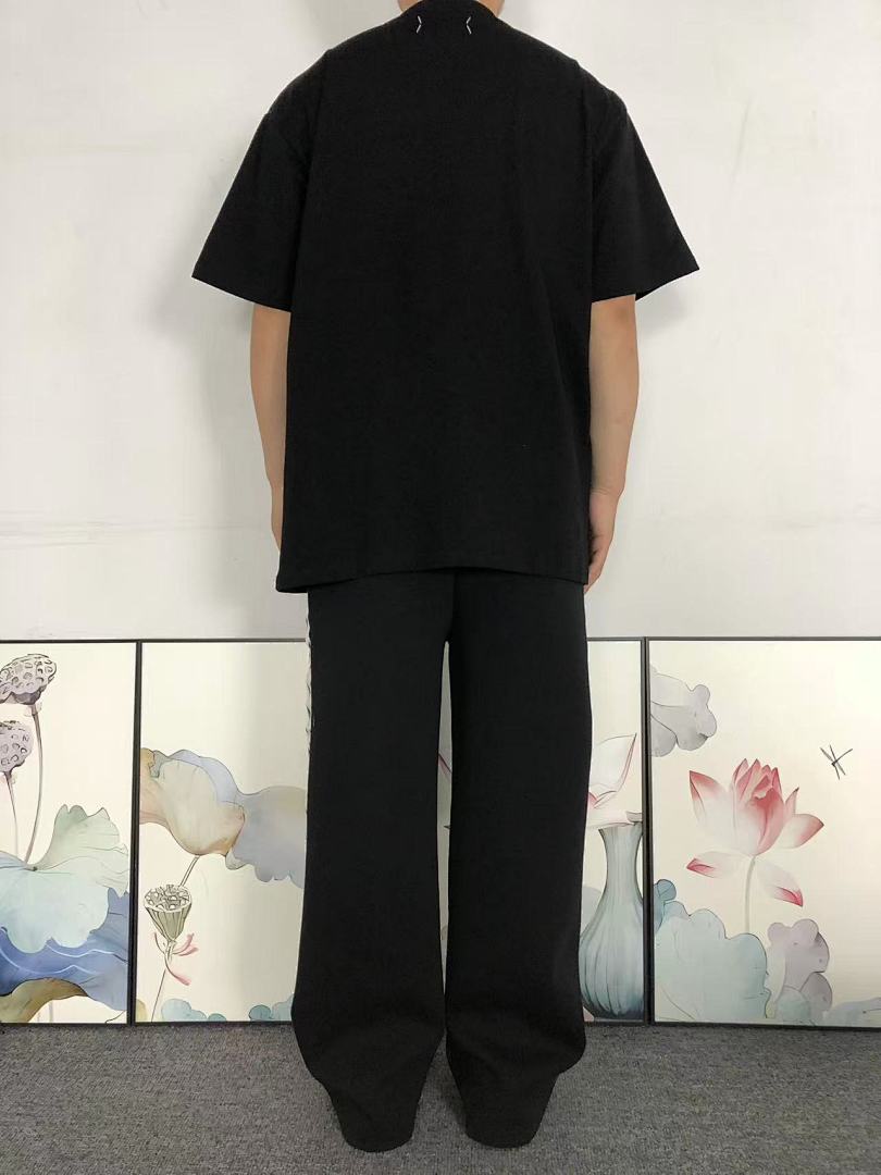 On Running 98 MAISON MARGIELA T-SHIRT 21112901125 (Im 170Cm 60Kg I Wear Size 46 In The Phot) - Image 4