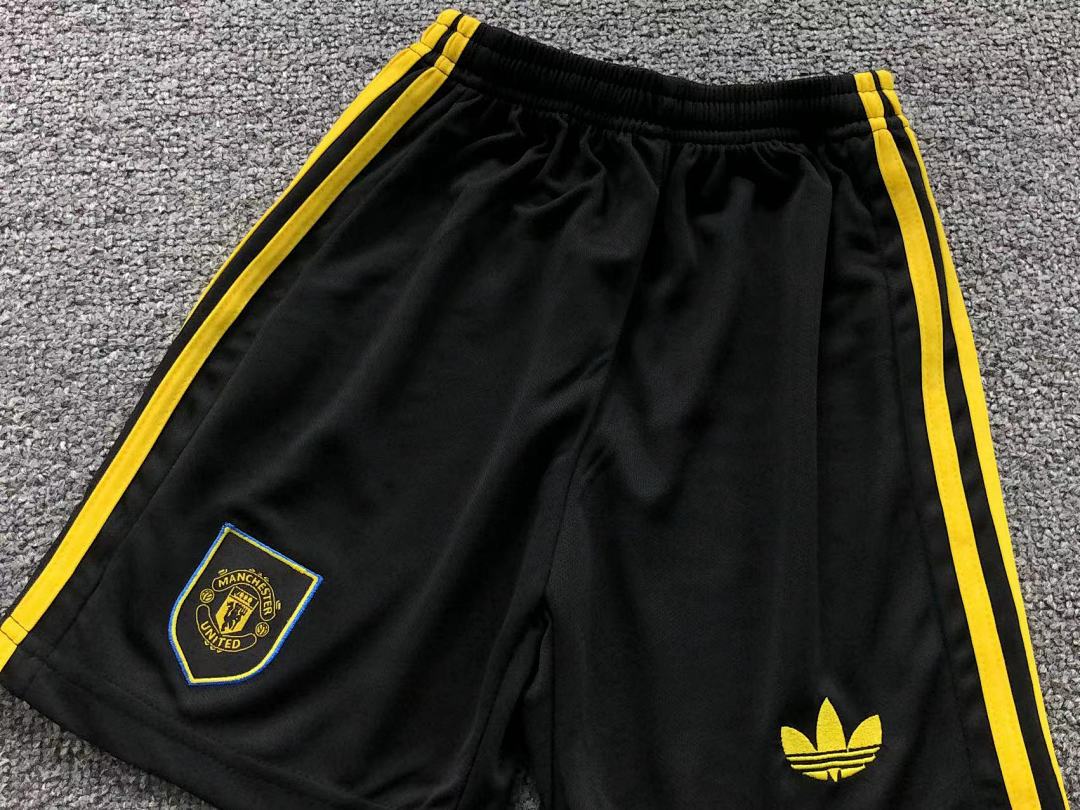 Chanel 75 FOOTBALL CHILD SHORTS T-SHIRT - Image 26