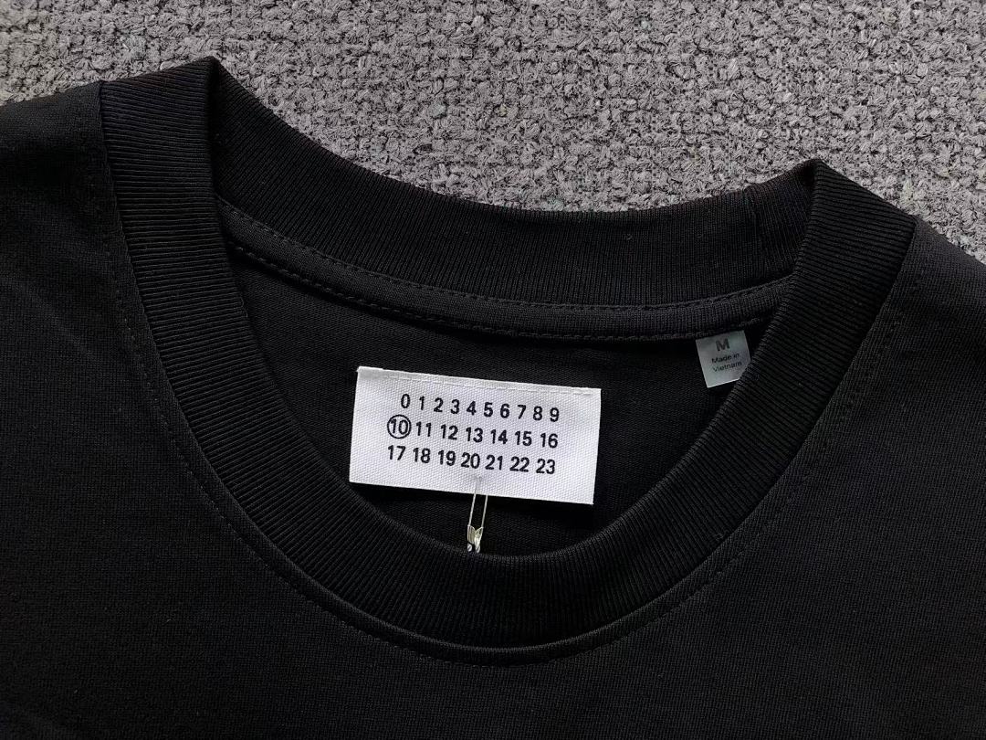 On Running 125 MAISON MARGIELA T-SHIRT 4201190777 (Im 170Cm 60Kg I Wear Size M In The Phot) - Image 15