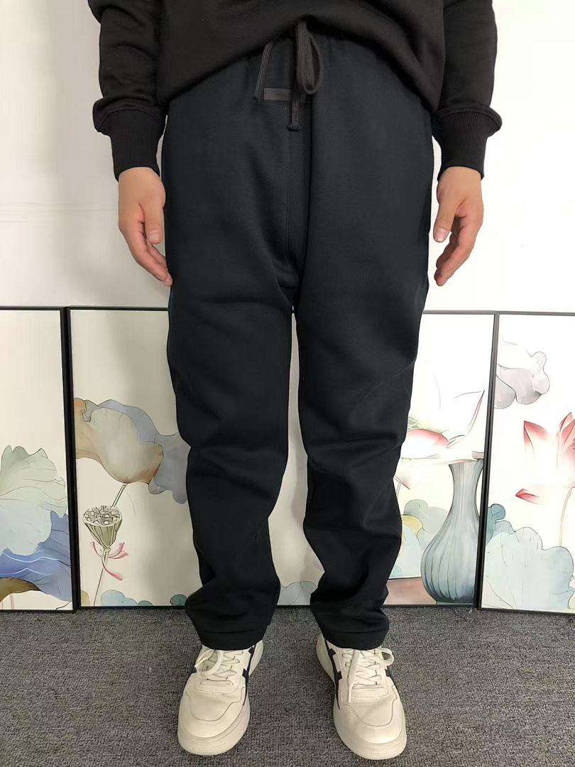 Fear of God 168 FOG TROUSERS 3201081617 (Im 170Cm 60Kg I Wear Size M In The Phot) - Image 3