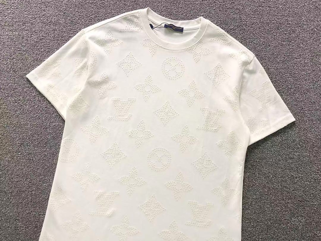 Louis Vuitton SHORTS L⭐ T-SHIRT - Image 9