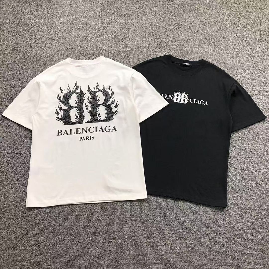 Balenciaga 108 B⭐L⭐⭐⭐IA⭐A T-SHIRT 213031321 (Im 170Cm 55Kg I Wear Size XS In The Phot)