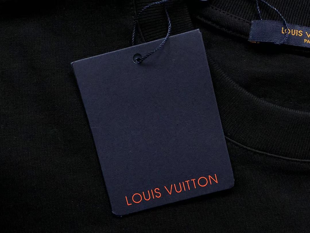 Louis Vuitton 128 L⭐ T-SHIRT 411187121 (Im 170Cm 57Kg I Wear Size M In The Phot) - Image 20