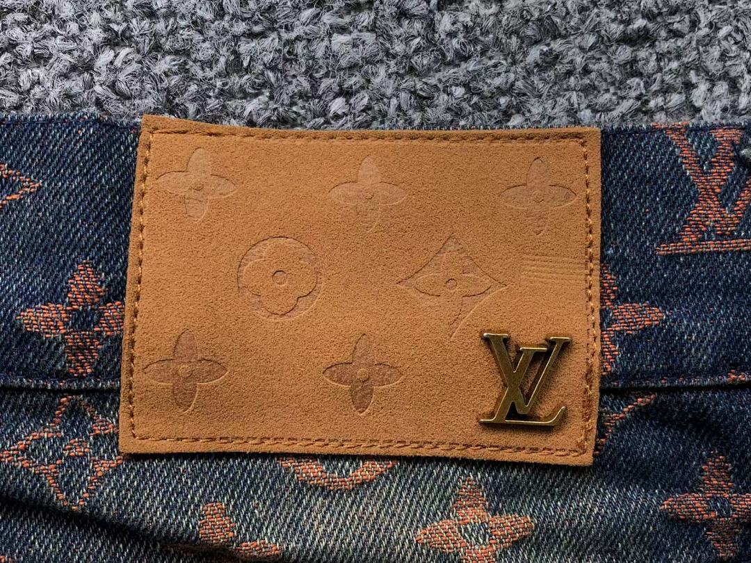 Louis Vuitton SHORTS 208 L⭐ SHIRT 5231910147 (Im 170Cm 60Kg I Wear Size XS In The Phot) - Image 24