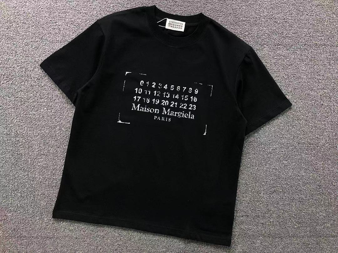 On Running 95 MAISON MARGIELA T-SHIRT 42010926167 (Im 170Cm 60Kg I Wear Size M In The Phot) - Image 10