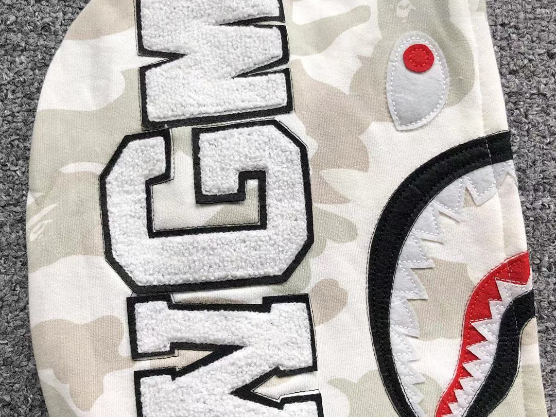 Bape 215 BAPE HOODIE 3203210417 (Im 170Cm 60Kg I Wear Size S In The Phot) - Image 11